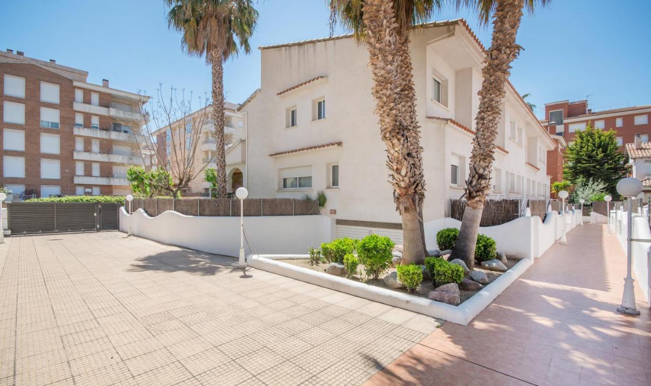 קאלאפיי R142 Manila Resort Central מראה חיצוני תמונה