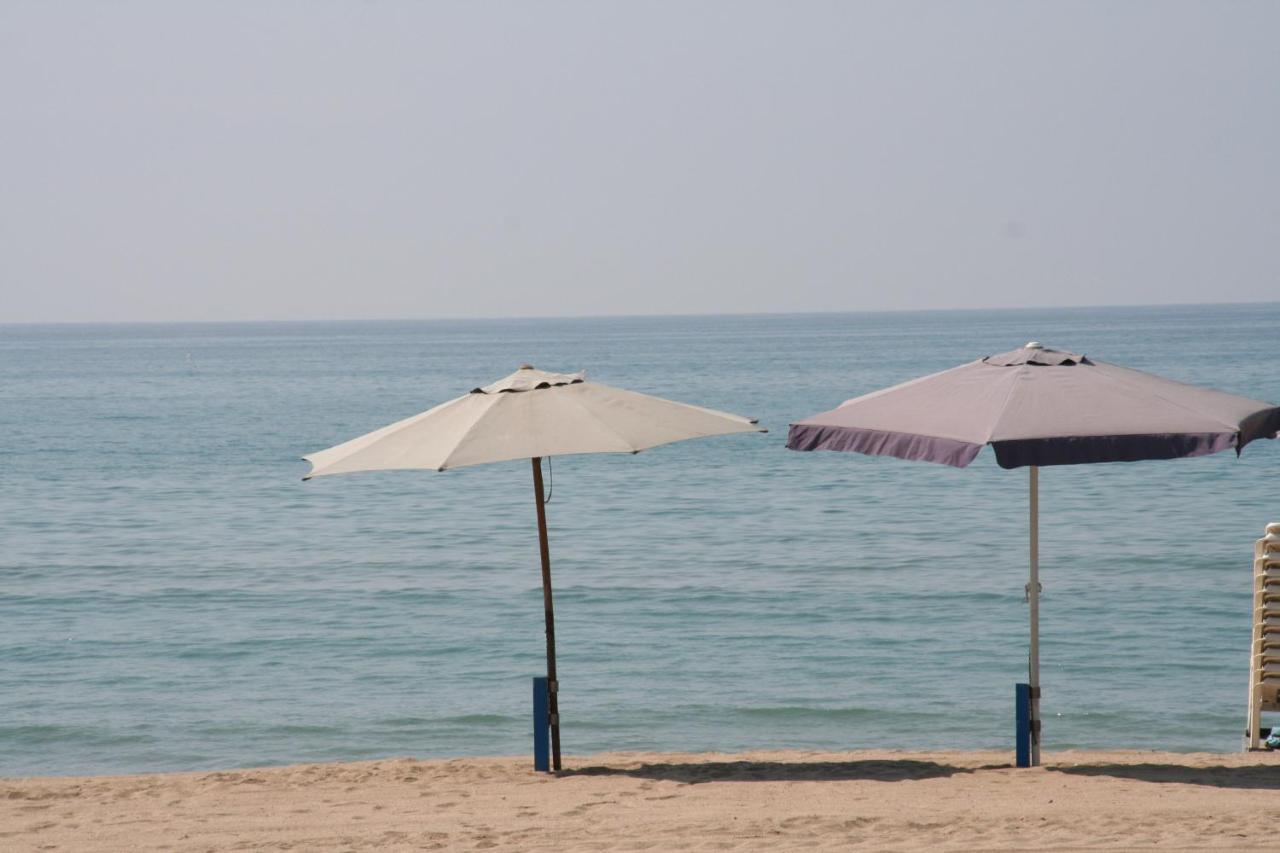 קאלאפיי R142 Manila Resort Central מראה חיצוני תמונה