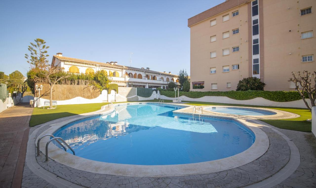 קאלאפיי R142 Manila Resort Central מראה חיצוני תמונה